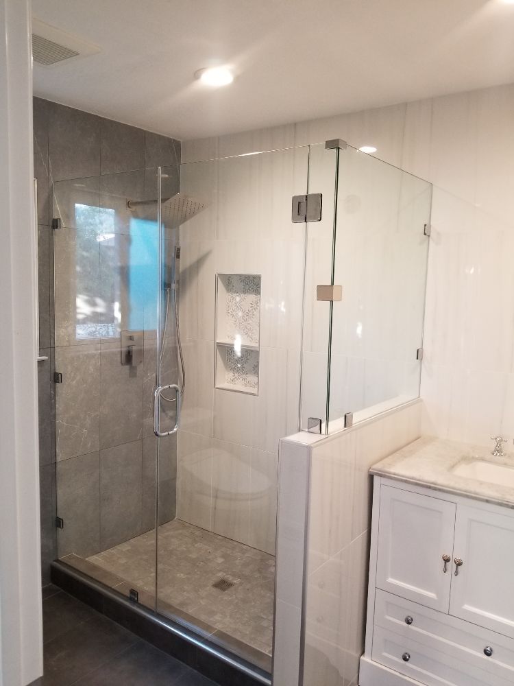 Glass shower installed in San Jose bathroom by Kevin's Handyman