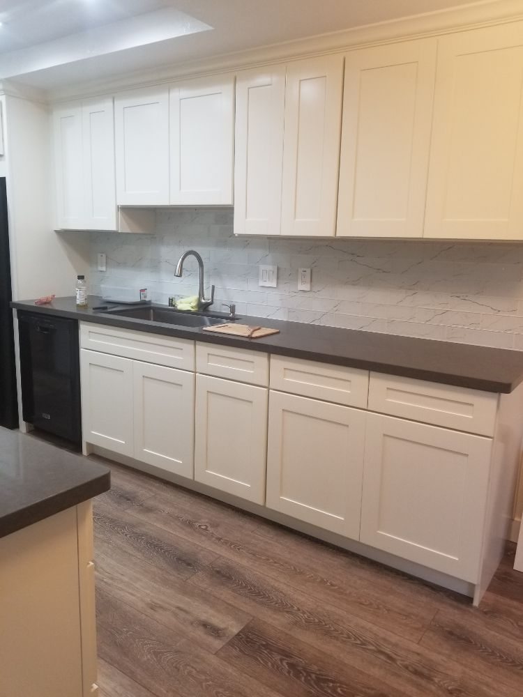 New kitchen cabinets and countertops installed in San Jose kitchen by Kevin's Handyman